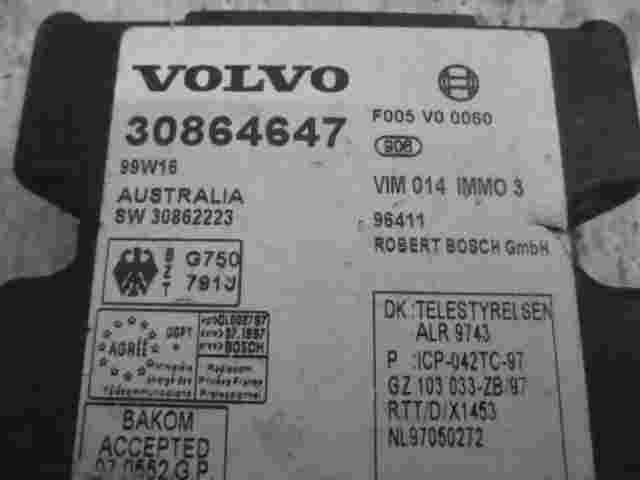 Control de la unidad de alarma inmovilizador módulo Volvo S40 30864647 99W16