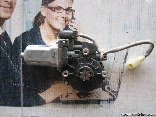 Motor elevalunas trasero derecho Ford Mazda BT-50 DENSO AE2621004260 UR657258X