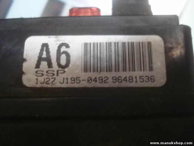 Caja de fusibles Chevrolet Nubira 96481536 A6 1J27 J195-0492