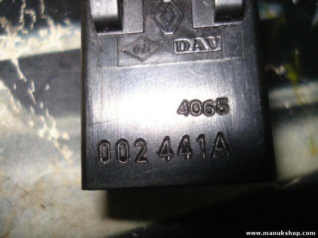 Interruptor de emergencia Renault Laguna Trafic II Master Opel Nissan 8200442724