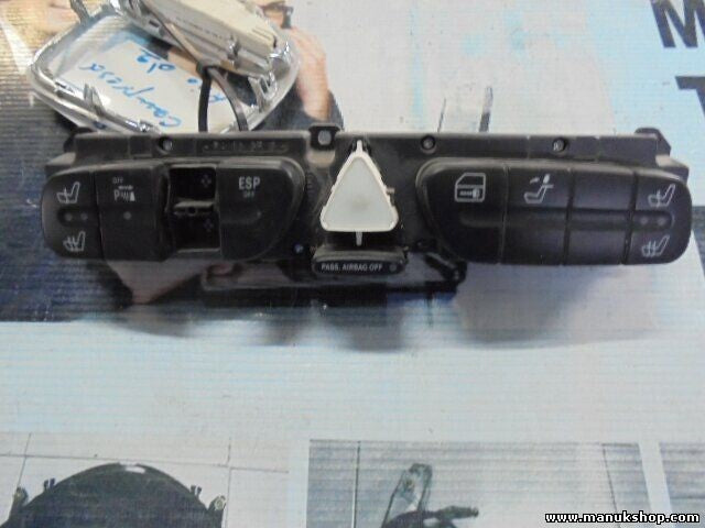 Interruptor de emergencia warning Mercedes-Benz 2038216579 3306100400