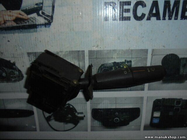 Mando limpia Peugeot 306 106 1997 61557109 61 55 71 09 34349002 96187139ZL