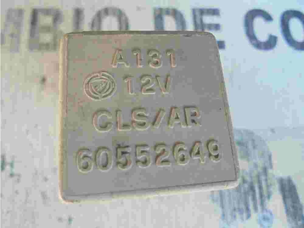 Relè Alfa Romeo 164 60552649 CLS/AR A131 12V