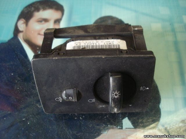 Conmutador de luces Ford 4M5T 13A024 EA 4M5T13A024EA