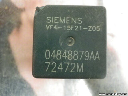 Relé Jeep Grand Cherokee VF4-15F21-Z05 VF415F21Z05 04848879AA 72472M