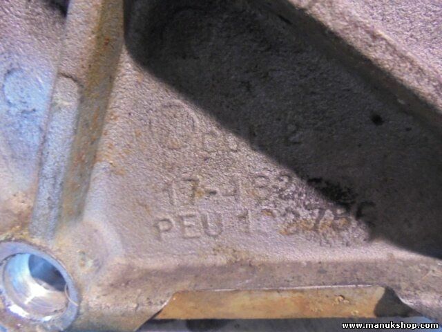 Bomba de agua Land Rover Discovery 2 2.5TD 102KW 2000 WPC3144RGA PEB102380 