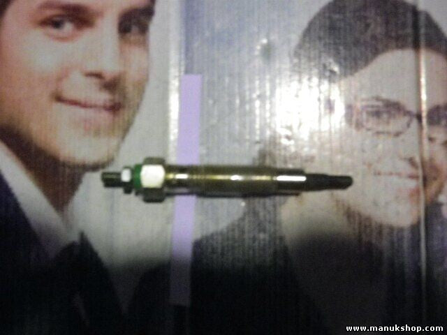 Bujía de precalentamiento Nissan Terrano Ford Maverick T2 125 CV CP-03 11V9H