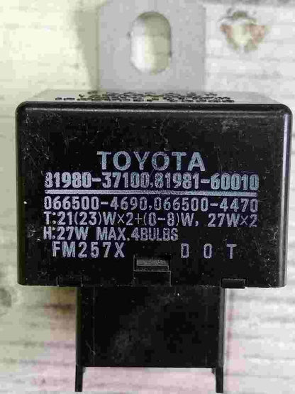 Relè lampeggiante Toyota MR2 8198037100 8198160010 0665004690 0665004470