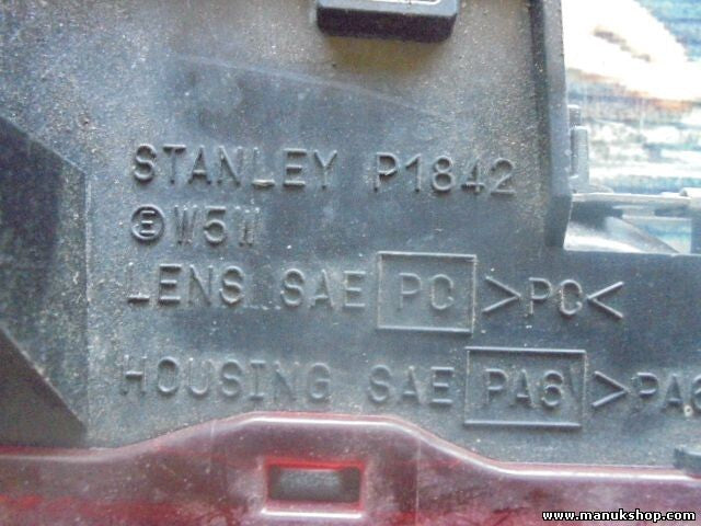 Luz de freno trasera Nissan X-Trail STANLEY P1842 W511 LENS SAE PC HOUSING