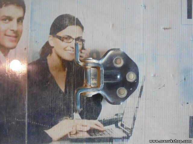 Bisagra de la puerta trasera izquierda abajo Ssangyong Musso FJ 93 KW, 126 PS