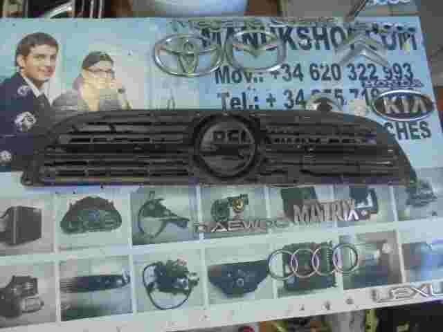 Parrilla rejilla frontal delantera Opel Zafira A 24453538 24 453 538