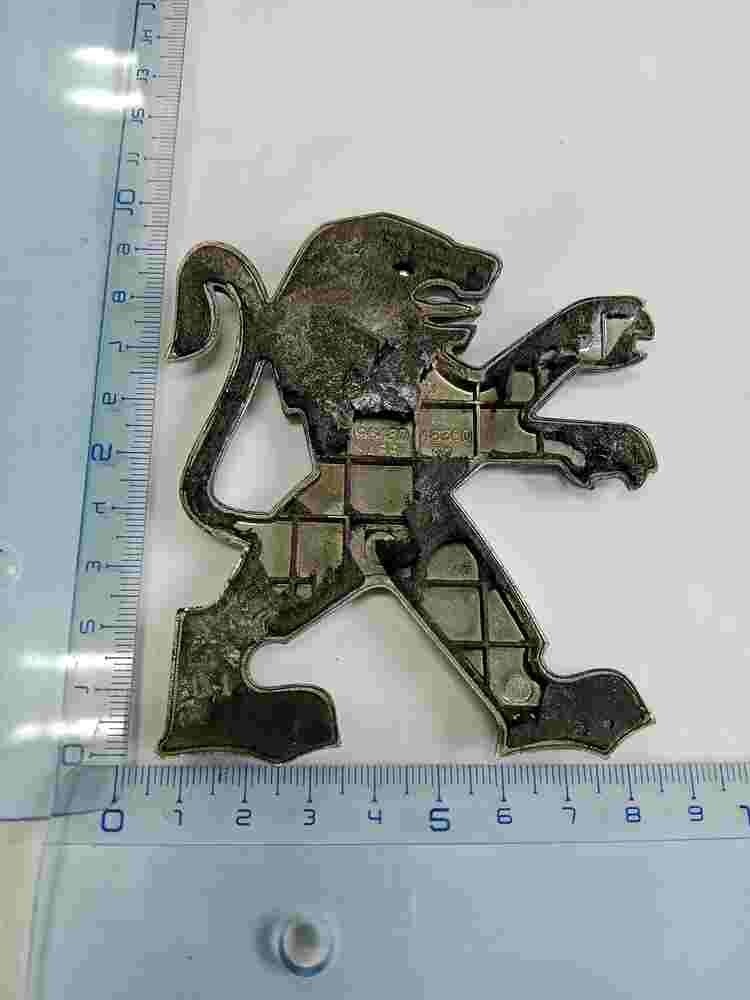 Emblema Peugeot 206 307 9648048380 96480 48380 9 cm.