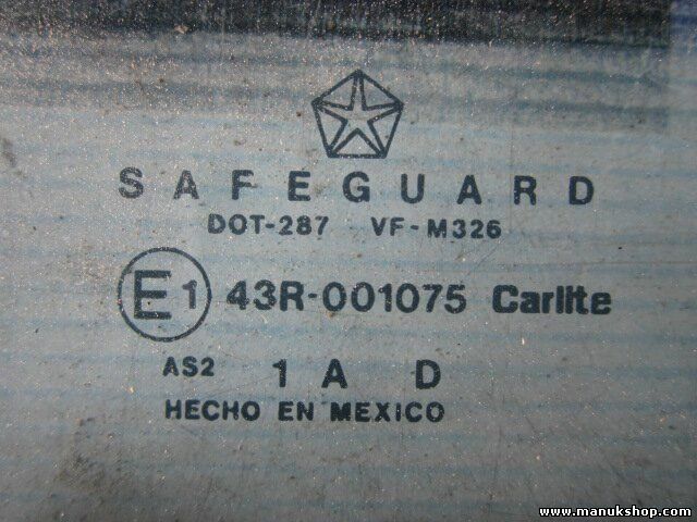 Jeep Grand Cherokee I 43R001075 vetro triangolo porta posteriore destra