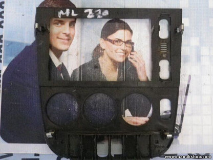 Consola central Mercedes-Benz ML270 16754919 16 75 49 19 PC+ABS