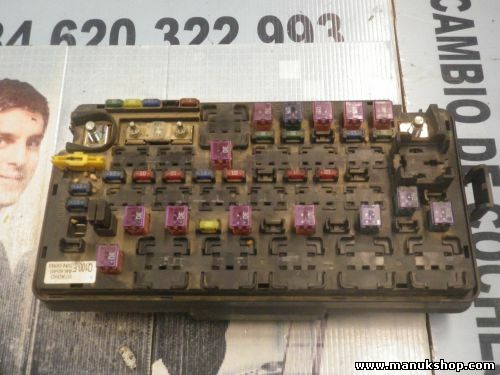 BSI Caja de fusibles SsangYong Rodius 2.7 AK-6546 AK6546 07A09D Q100-E Q100-F