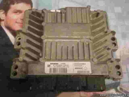 Centralita Renault Megane 1.5 SID301 8200565863 8200592611 SIEMENS S122326109A