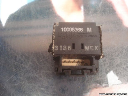 Interruptor del cierre centralizado Pontiac Trans Sport (1990-1996) 10095366