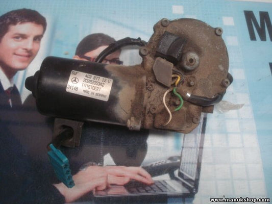 Motor del limpiaparabrisas delantero Mercedes-Benz 2028205342