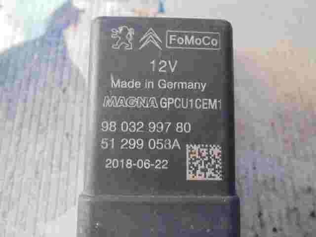 Resplandor relé enchufe Peugeot 301 308 5008 508 Citroen C4 9803299780 51299058A