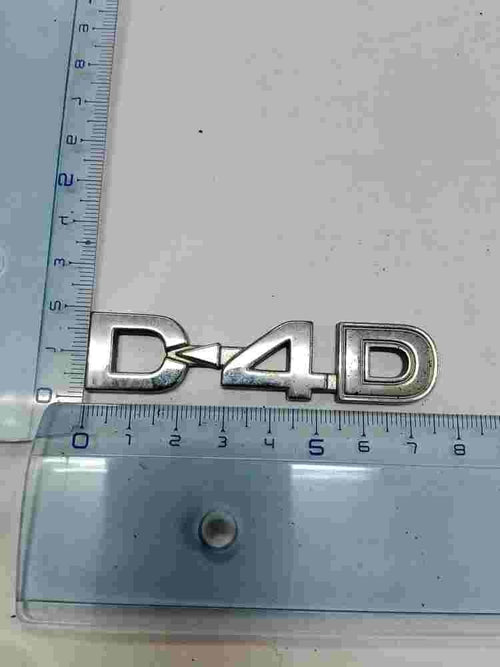 Emblema Toyota Corolla E12 Avensis T250 D-4D 7544702010 75447-02010 7,4 cm.