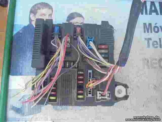 Scatola fusibili relè Renault Megane 2 UPC X84 N2 8200306032C S118399200F