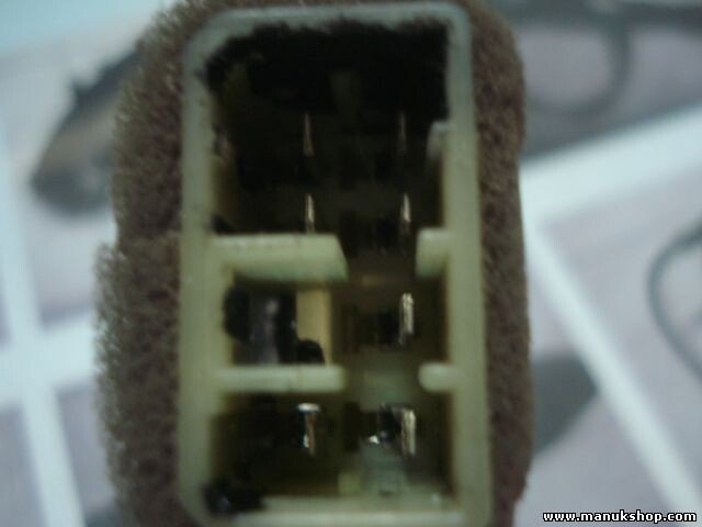 mando botonera elevalunas SsangYong Musso 8583005500 85830-05500 8583005000