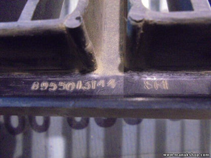 Parrilla rejilla frontal delantera Jeep 1988-1990 8955013144