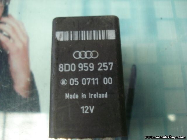 Sollevatori relè Audi A4 A6 A8 n. 365 8D0959257 8D0 959 257 05 071100