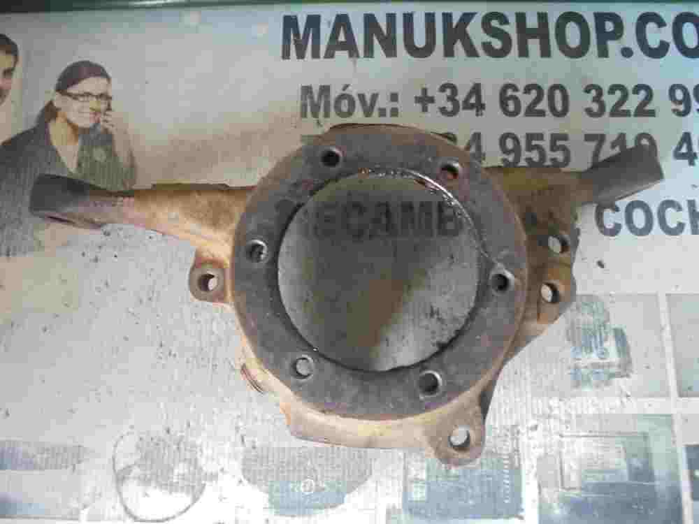 Mangueta buje delantera derecha Land Rover Defender Discovery.  HRC2374 2D01 