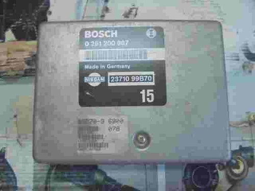 Centralita Nissan Micra II (15) 1.3 2371099B70 99B7096800 BOSCH 0261200967