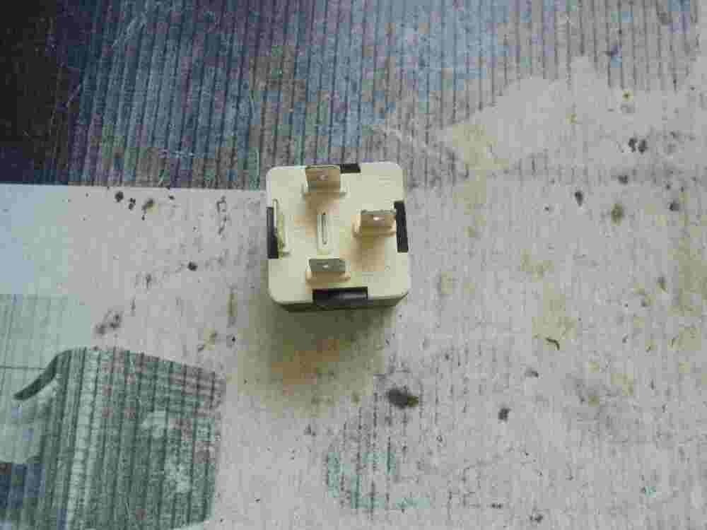 Relé de control Porsche Cayenne Año 2008 3.6 Gasolina Audi Q7 VW 1H5951253