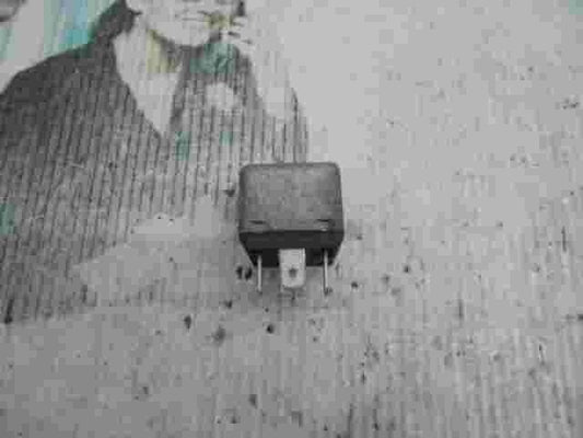 MAN DAF IVECO 0 332 204 401 BOSCH 0332204401 relè