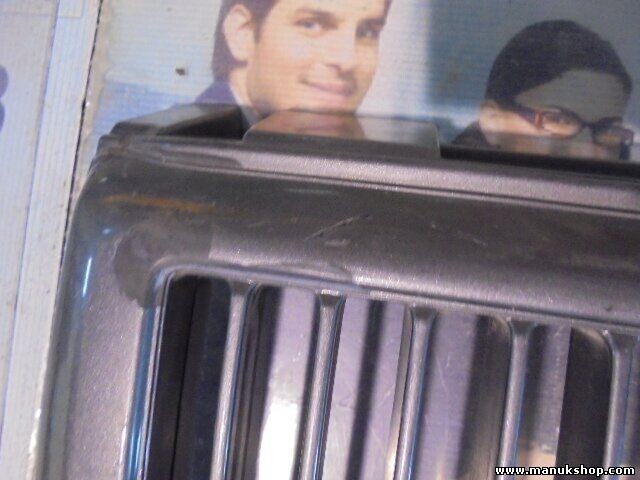 Parrilla rejilla frontal delantera Opel Monterey A 1992-1997