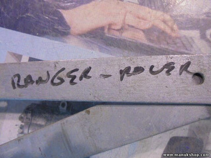 Meccanismo alzacristalli anteriore destro Land Rover 0130821084 83BB14A389AD