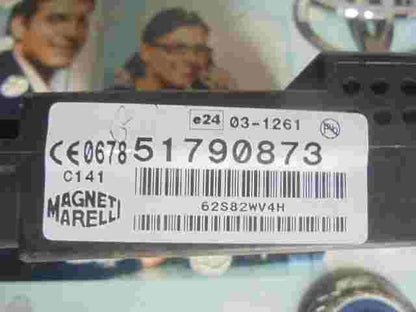 Centralita Bluetooth Teléfono Fiat Bravo 067851790873 0678 51790873 62S82WV4H