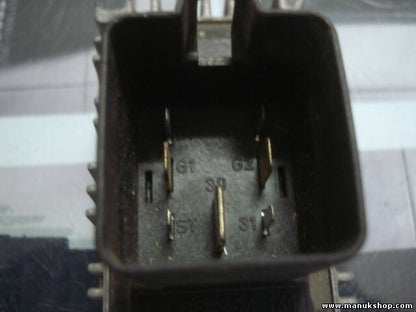 Recocido controlador Glow relé enchufe Opel Meriva Astra H 55354141 51299018A