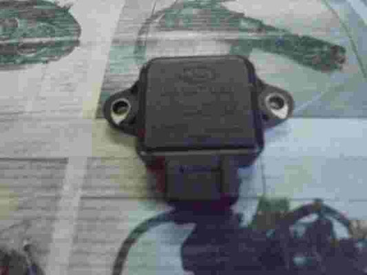 Sensor posición del acelerador Kia Spectra Clarus Sportage 0K24718911 0280122021