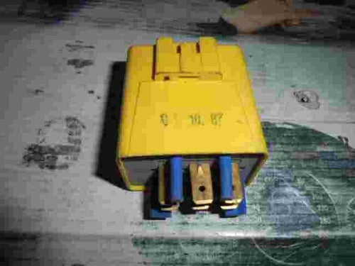 Relé del limpiaparabrisas Volvo 240 260 740 760 940 12V 898465 89 8465 1363516