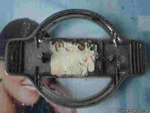 Emblema Nissan Primera Family TD  628909F500