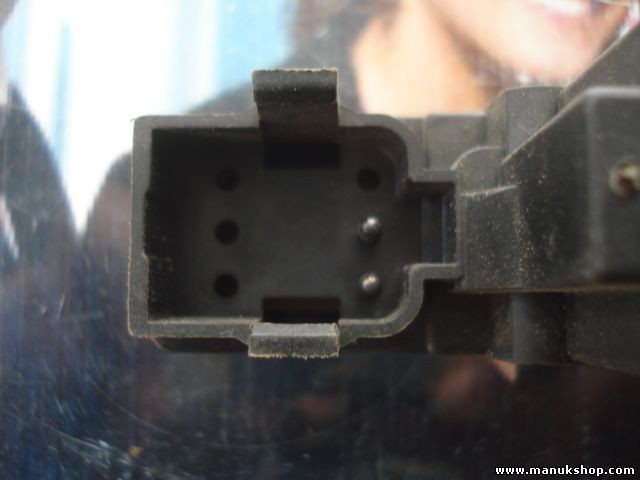 Cerradura depuerta de combustible BMW E32 51268350182 8350182