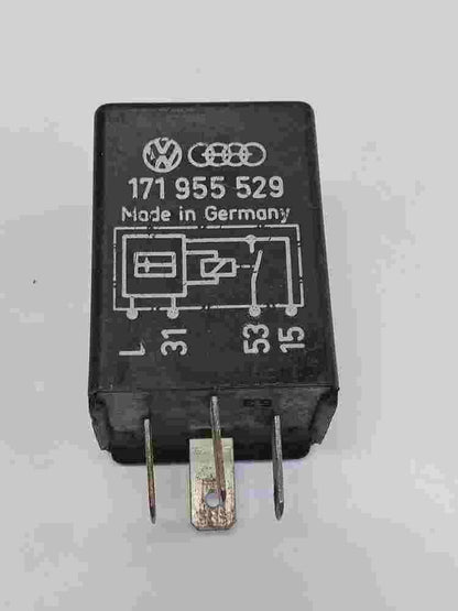 Relè tergicristallo VW Passat B2 Golf Audi A6 Transporter T4 171955529