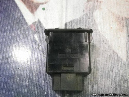 Interruptor del limpiaparabrisas trasero Nissan 1X160