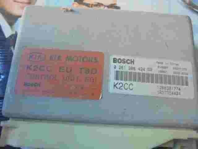 Centralita Kia Carens 1.8 K2CCEUT8D K2CC EU T8D BOSCH 0261206424 0 261 206 424