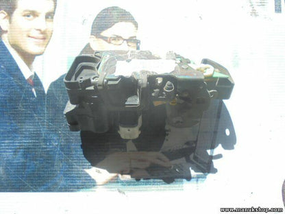 Cerradura puerta delantera derecha Opel Frontera B VALEO 16637560 05100A1O