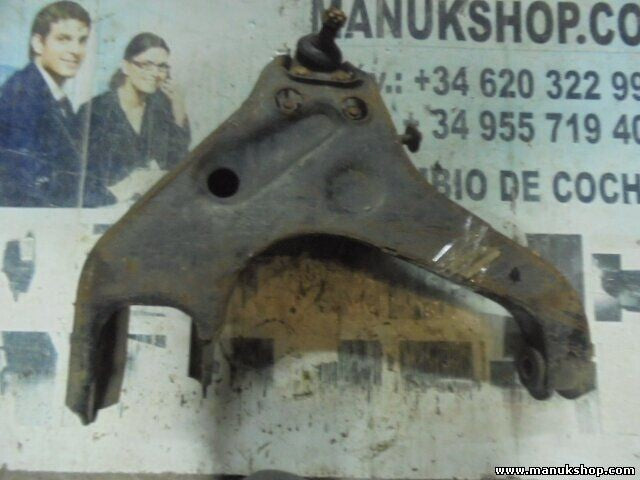 Brazo de suspensión delantera derecha Nissan Terrano T2 II R20 2.7 SE 1993-96.