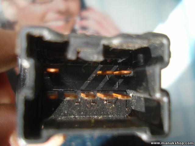 Interruptor de emergencia  Nissan Almera Tino NILES 06016