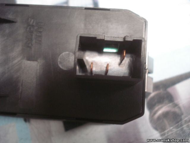 mando botonera elevalunas Suzuki Grand Vitara 1998