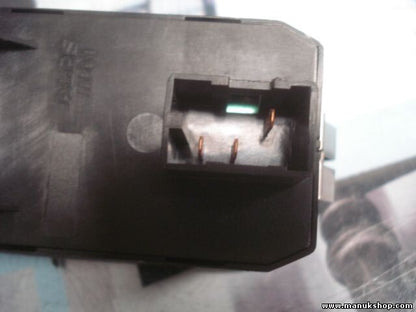 mando botonera elevalunas Suzuki Grand Vitara 1998