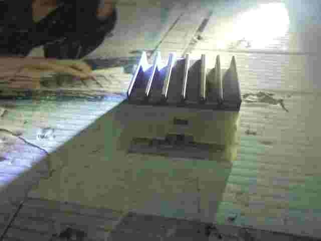 Regolatore raddrizzatore di tensione SGR Yamaha MBK Booster Axis Ducati TR273A4