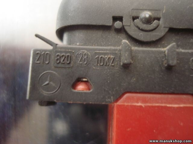 Interruptor Mercedes-Benz W210 W208 ASR 2108202810 KZ